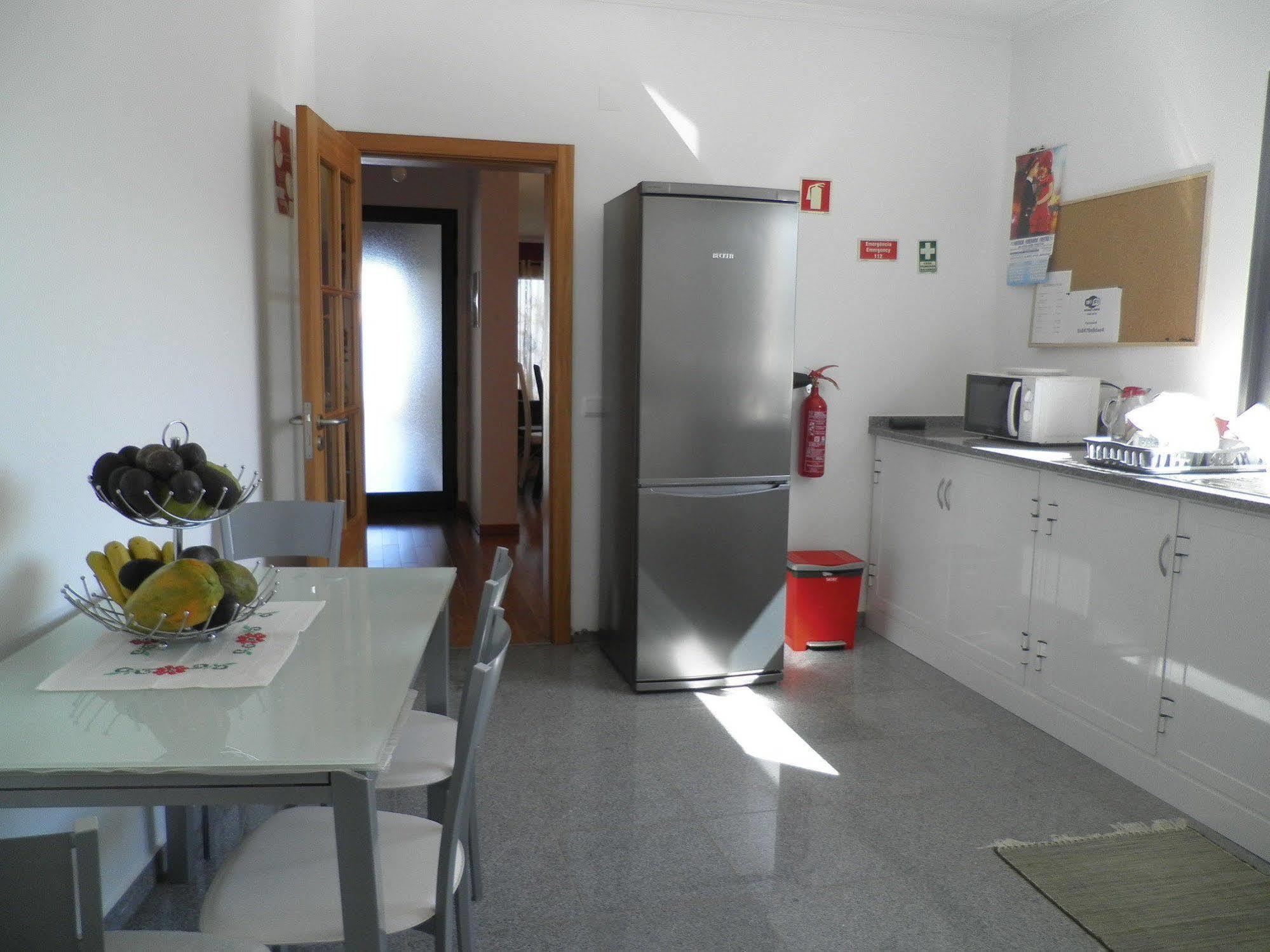 Villa Luz - Family House Vacations- Large Private Outdoor Area 산타 크루즈 외부 사진