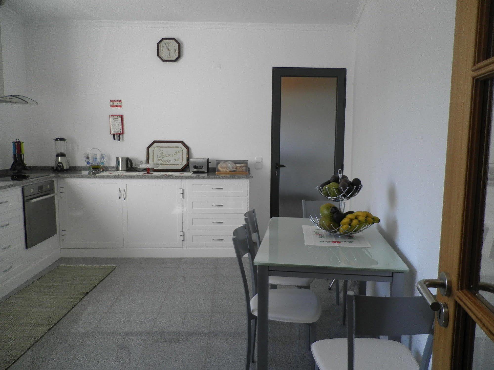 Villa Luz - Family House Vacations- Large Private Outdoor Area 산타 크루즈 외부 사진