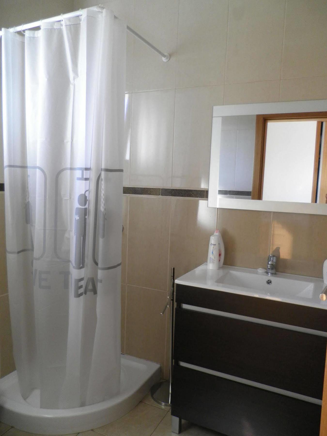 Villa Luz - Family House Vacations- Large Private Outdoor Area 산타 크루즈 외부 사진