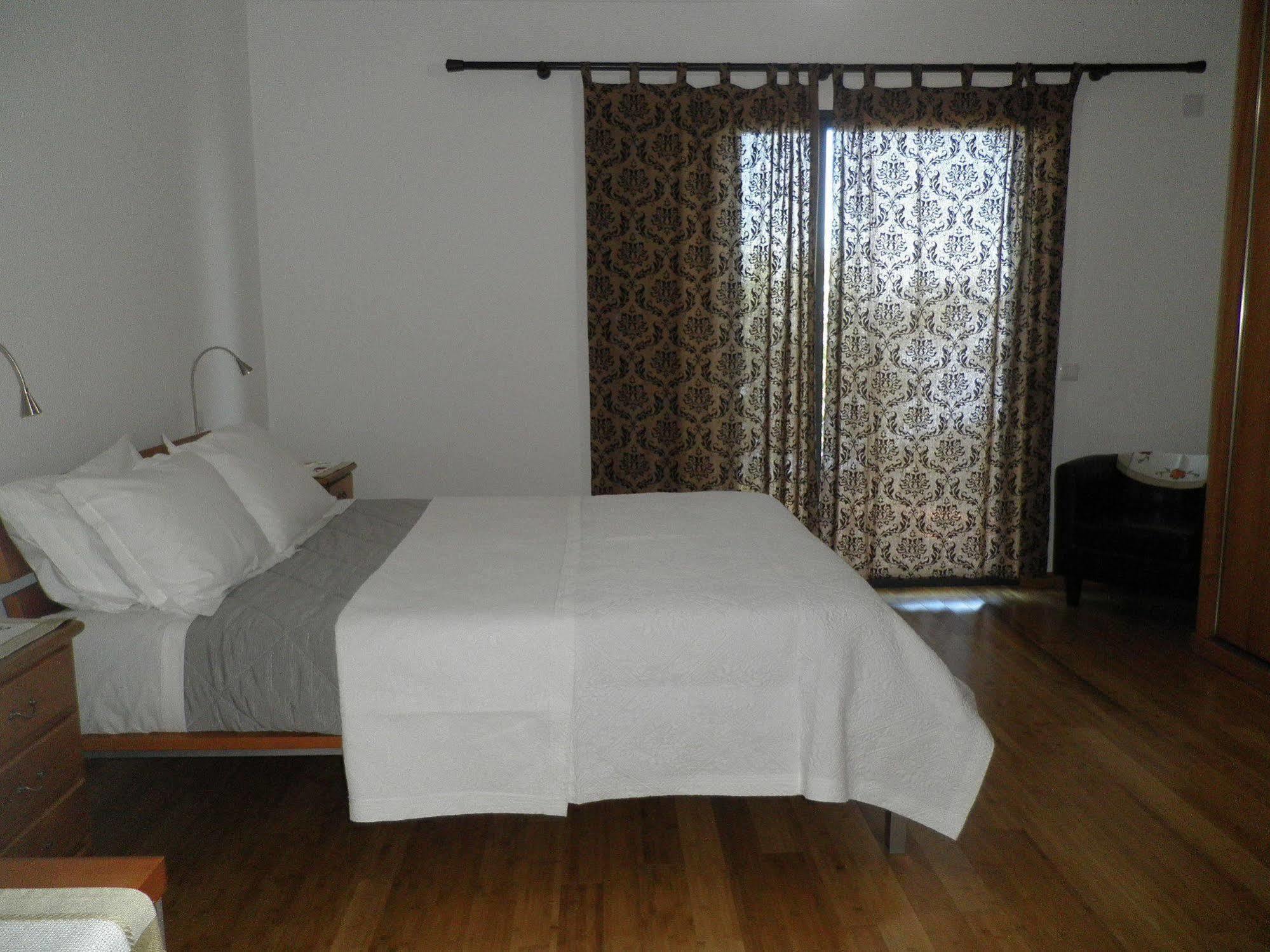 Villa Luz - Family House Vacations- Large Private Outdoor Area 산타 크루즈 외부 사진