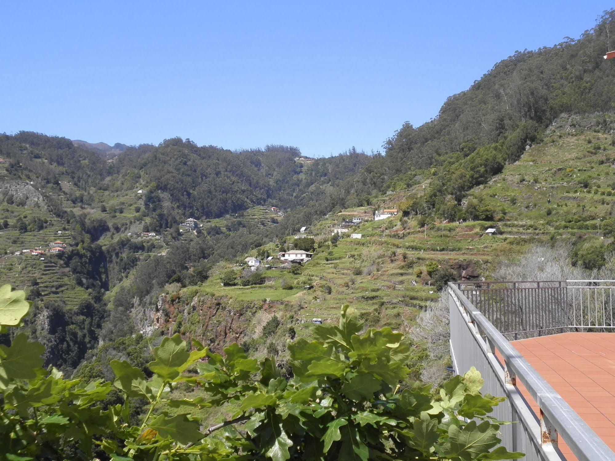 Villa Luz - Family House Vacations- Large Private Outdoor Area 산타 크루즈 외부 사진